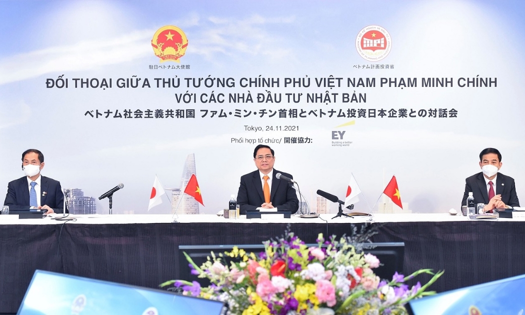 Thủ tướng Phạm Minh Chính đối thoại với các doanh nghiệp hàng đầu của Nhật Bản. Ảnh: VGP
