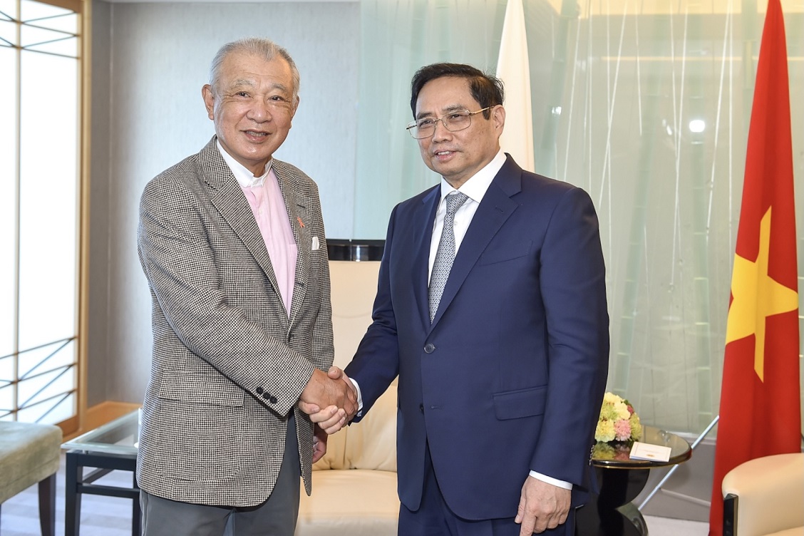 Thủ tướng Phạm Minh Chính tiếp Chủ tịch Yohei Sasakawa của Quỹ Nippon. Ảnh: VGP