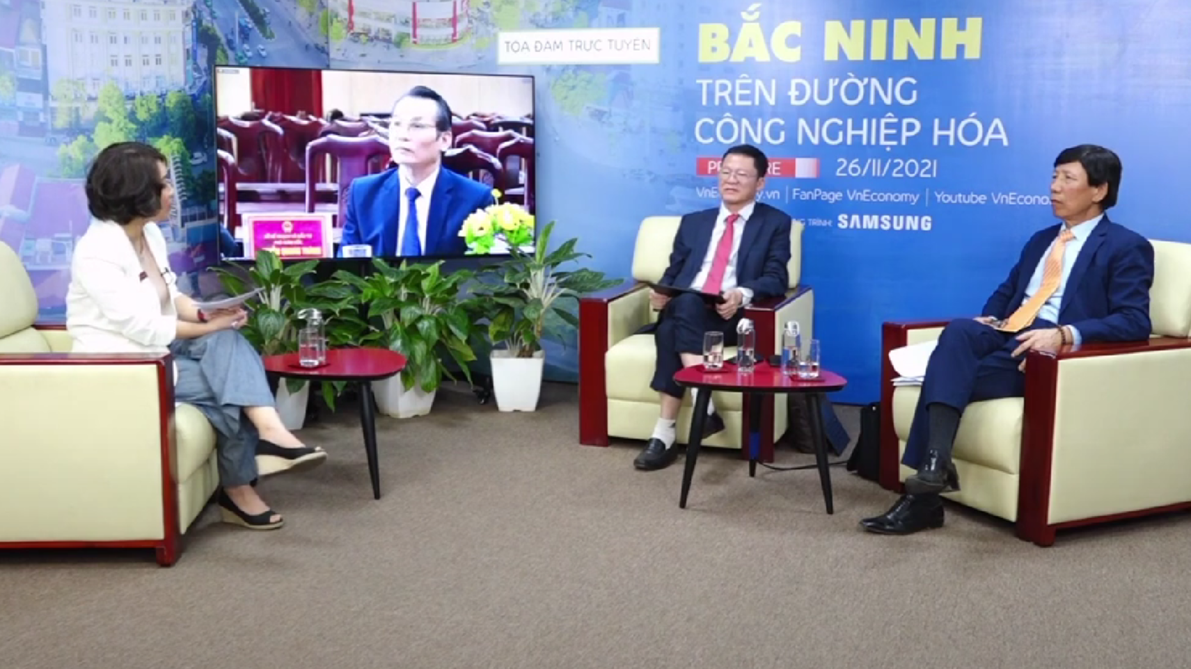 To&agrave;n cảnh tọa đ&agrave;m tại điểm cầu t&ograve;a soạn Tạp ch&iacute; Kinh tế Việt Nam - VnEconomy.