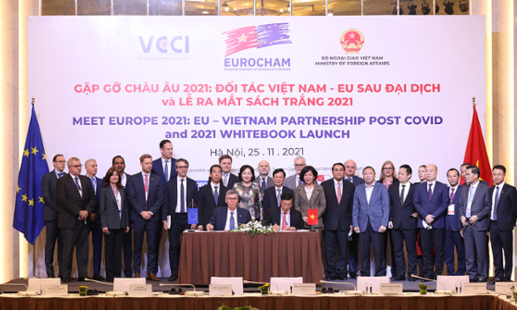Lễ Ra mắt Sách trắng 2021.
