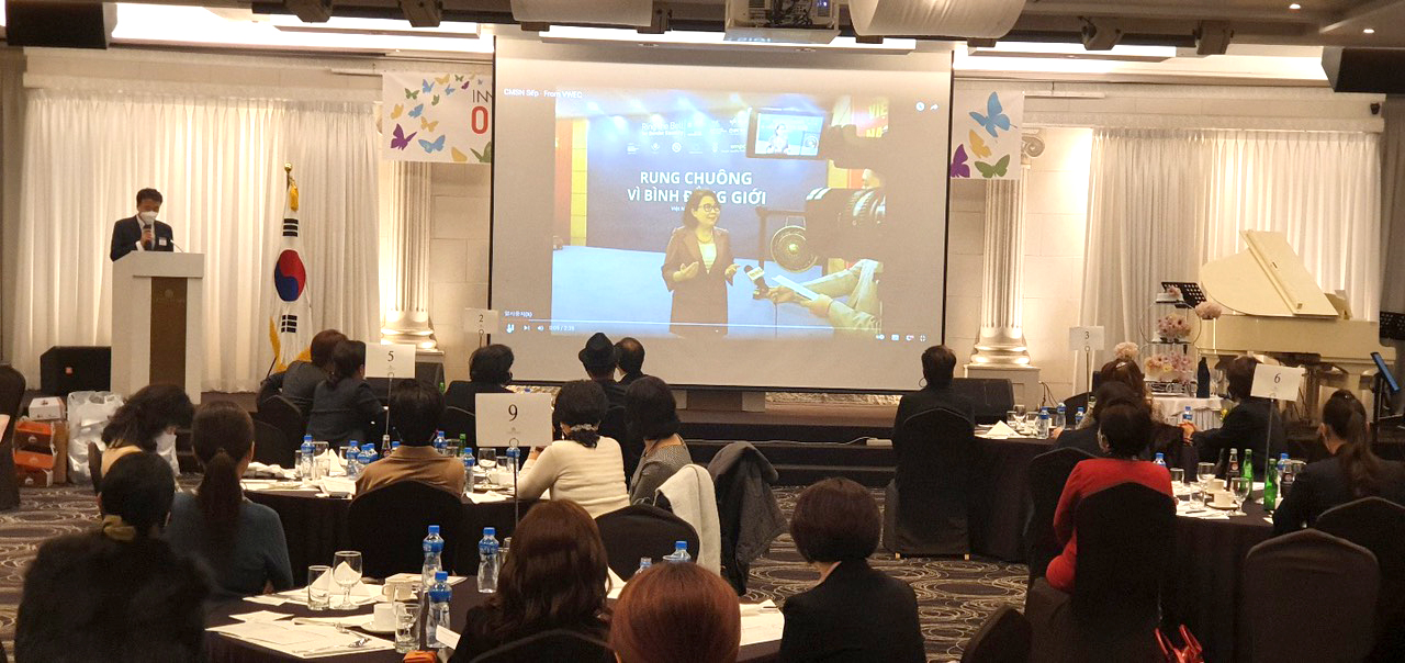 Bà Nguyễn Thị Tuyết Minh tham dự sự kiện do Innobiz tổ chức