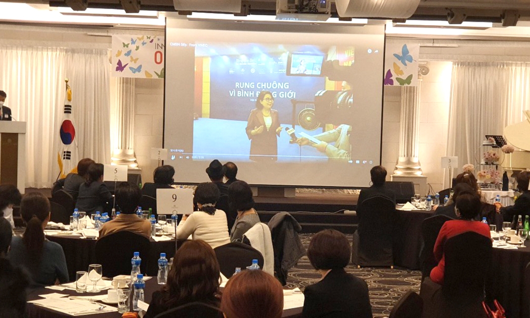 Bà Nguyễn Thị Tuyết Minh tham dự sự kiện do Innobiz tổ chức