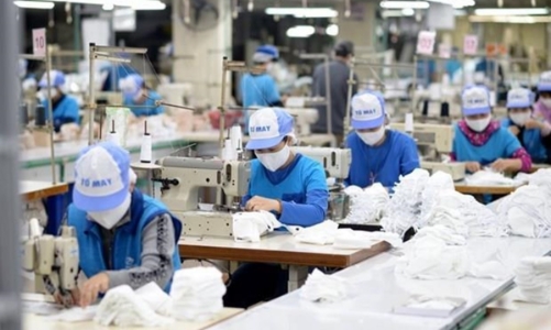 Xây dựng thị trường lao động cạnh tranh lành mạnh