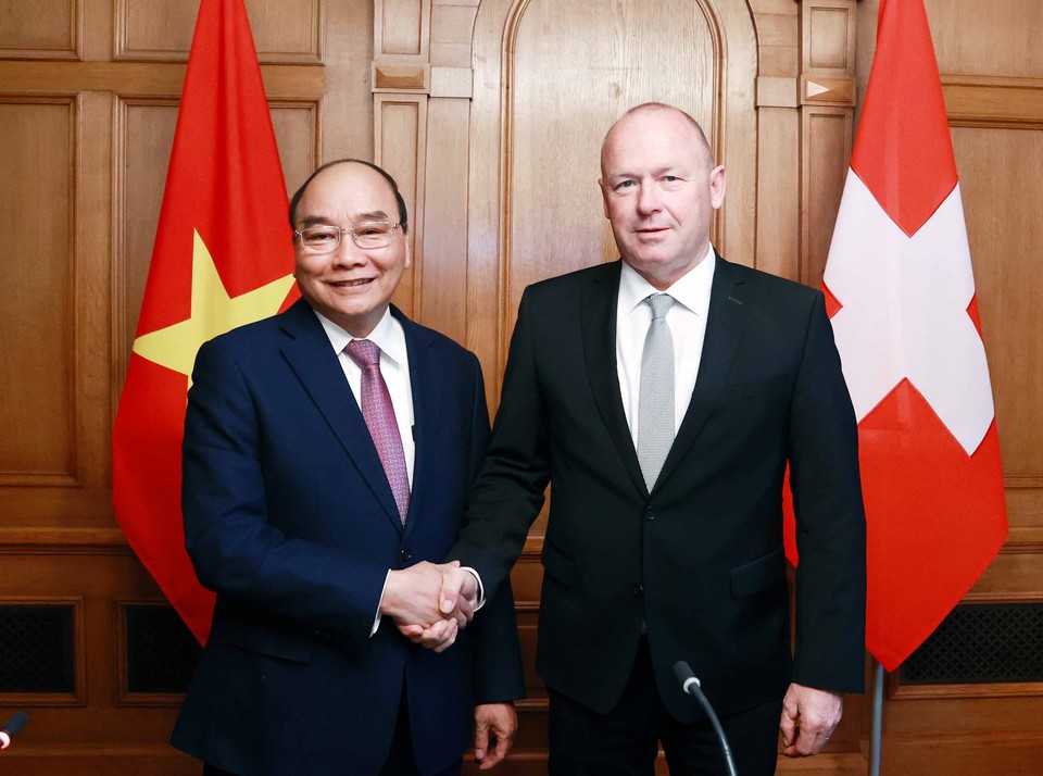 Chủ tịch nước Nguyễn Xuân Phúc hội kiến Chủ tịch Hội đồng Quốc gia Liên bang Thụy Sĩ Andreas Aebi - Ảnh: TTXVN