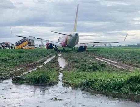 Máy bay của Vietjet trượt đường băng 
