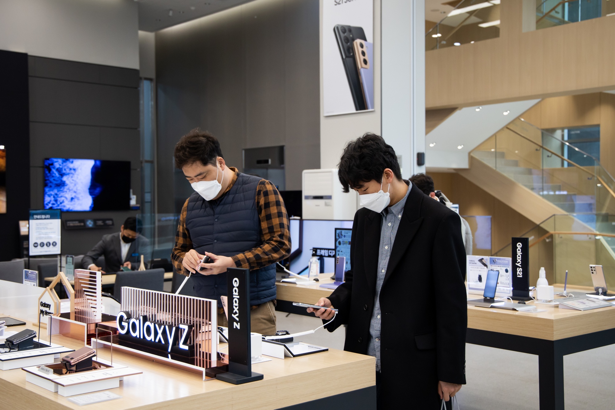 Samsung thông báo sẽ xây dựng nhà máy sản xuất chip mới trị giá 17 tỷ USD tại Texas, Mỹ.