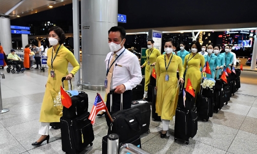 Cột mốc lịch sử của hàng không Việt: Chuyến bay thẳng thường lệ đầu tiên đến Mỹ hạ cánh thành công