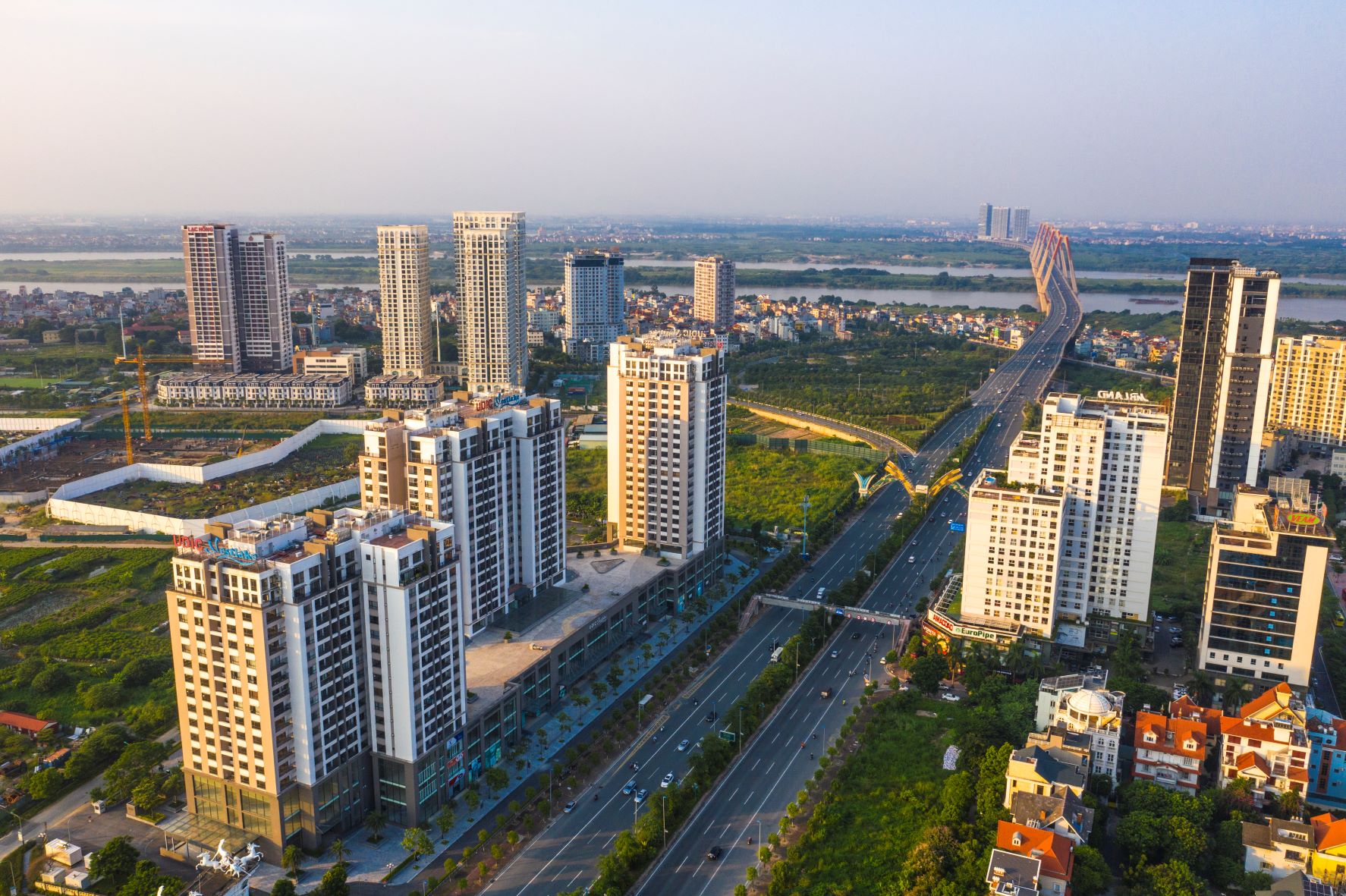 UDIC Westlake thuộc khu đô thị Ciputra, phía mặt đường Võ Chí Công.