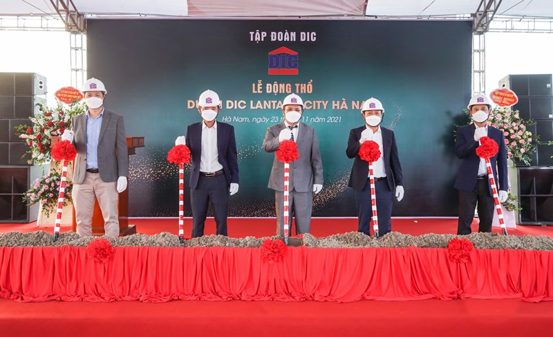 Tập đoàn DIC nỗ lực đẩy nhanh tiến độ các dự án trọng điểm trong bối cảnh dịch bệnh Covid-19 kéo dài.