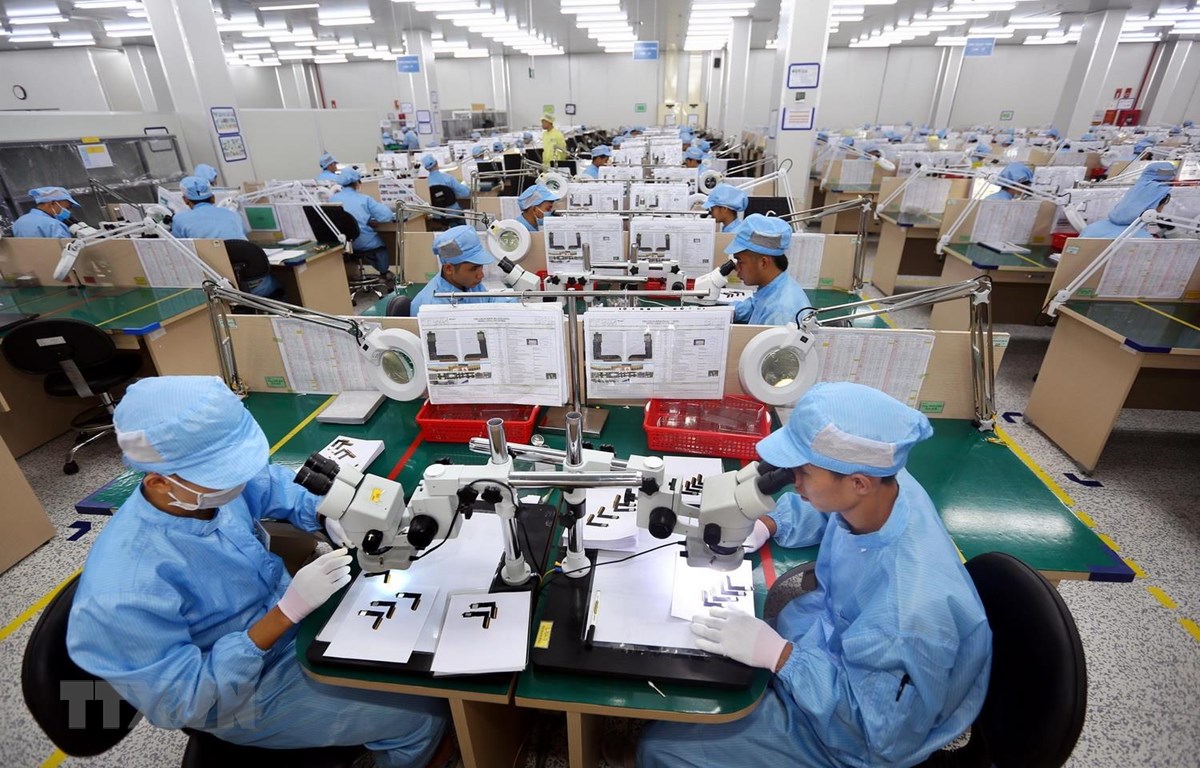 Đã có 44 văn kiện hợp tác giữa các cơ quan, địa phương và doanh nghiệp Việt Nam – Nhật Bản được ký kết trong chuyến thăm chính thức Nhật Bản của Thủ tướng Phạm Minh Chính. 