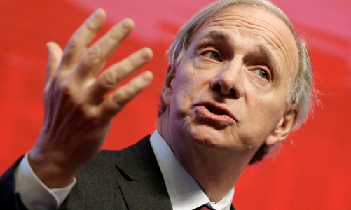 Ông trùm đầu cơ Ray Dalio: Thị trường đang hoảng, nhưng không nên giữ tiền mặt lúc này
