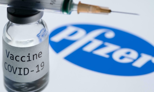 Hà Nội tạm dừng tiêm 2 lô vaccine Pfizer được gia hạn cho học sinh