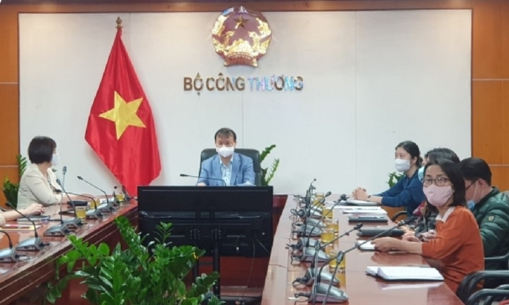 Thứ trưởng Bộ Công Thương Đỗ Thắng Hải chủ trì tại đầu cầu Bộ Công Thương.