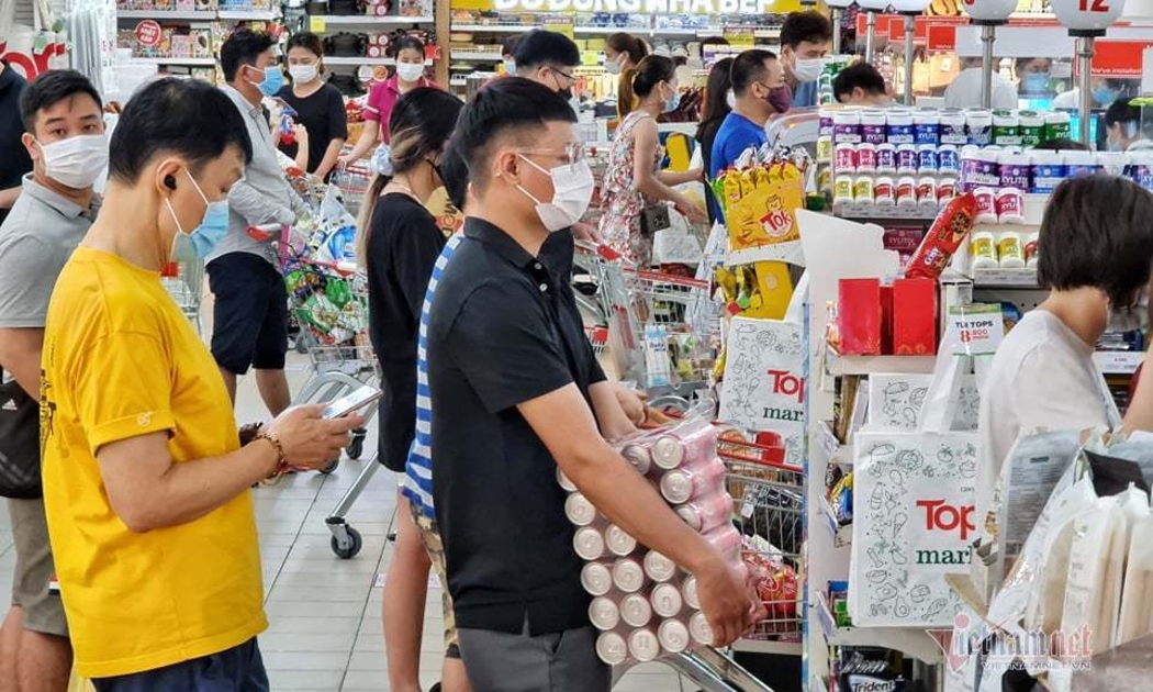 Nhu cầu tiêu dùng tăng mạnh trong dịp Tết Nguyên đán.
