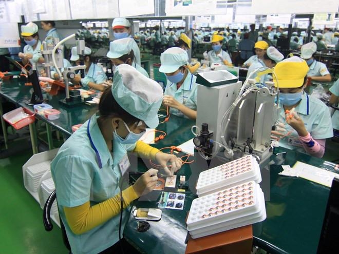 Supporting industries a long way behind