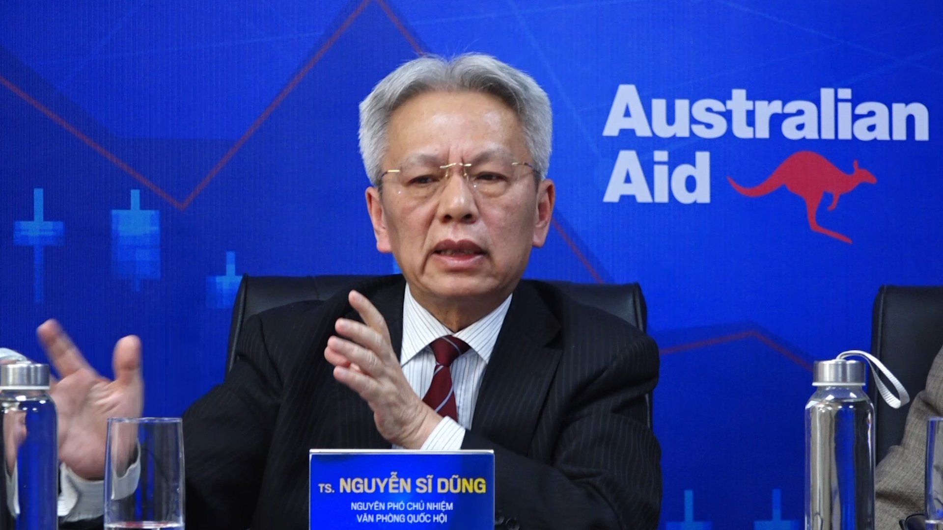 TS. Nguyễn Sĩ Dũng, nguyên Phó chủ nhiệm Văn phòng Quốc hội. Ảnh: Việt Tuấn.