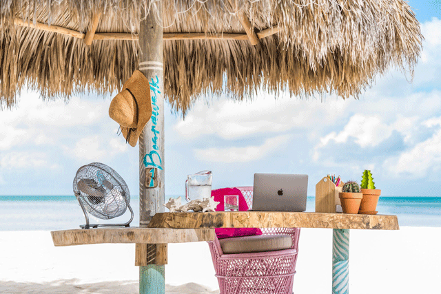 C&aacute;c nước Đ&ocirc;ng Nam &Aacute;&nbsp;c&oacute; nhiều đảo nhỏ t&aacute;ch biệt, một điều kiện thuận lợi trong việc triển khai h&igrave;nh thức du lịch trọn g&oacute;i kh&eacute;p k&iacute;n.