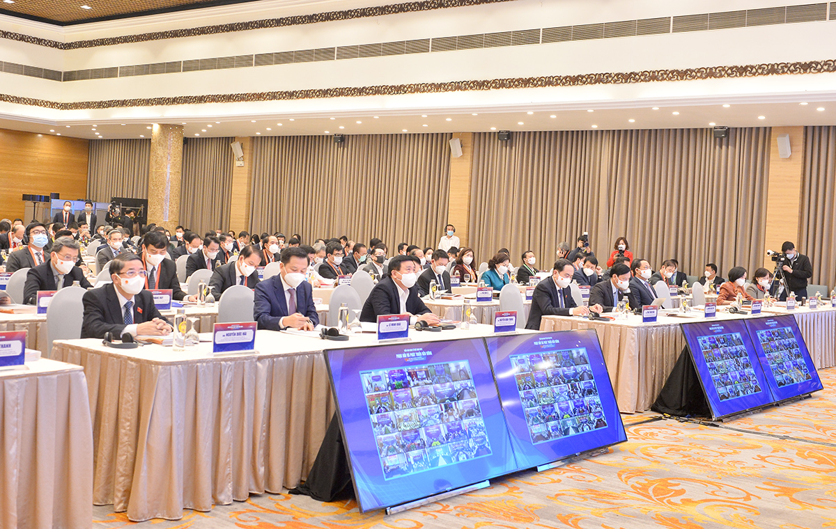Toàn cảnh Diễn đàn Kinh tế Việt Nam 2021: Phục hồi và Phát triển bền vững sáng 5/12 - Ảnh: Quochoi.vn