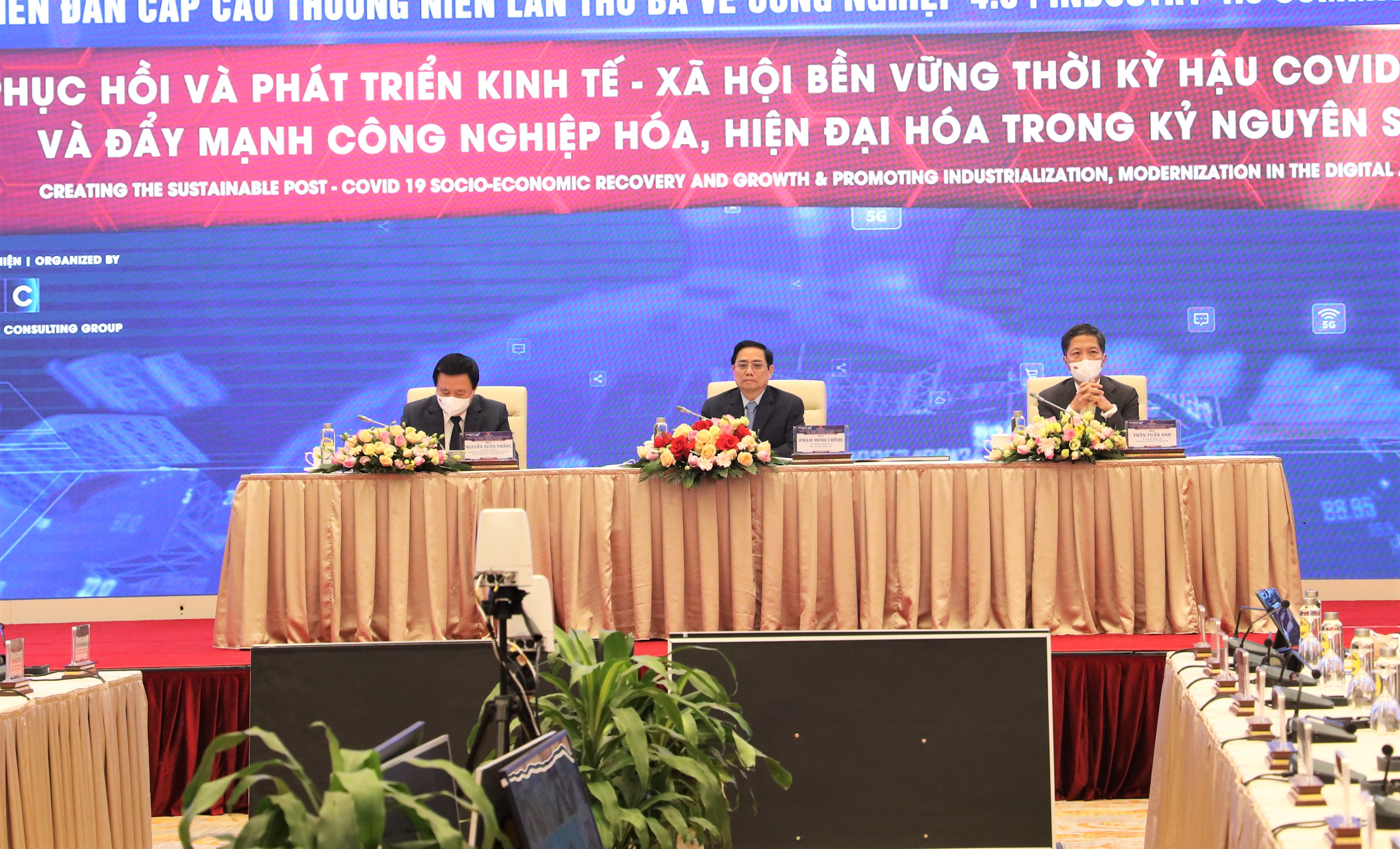 Ban Kinh tế Trung ương: Cấp bách tìm giải pháp phục hồi và phát triển kinh tế bền vững thời kỳ hậu Covid-19