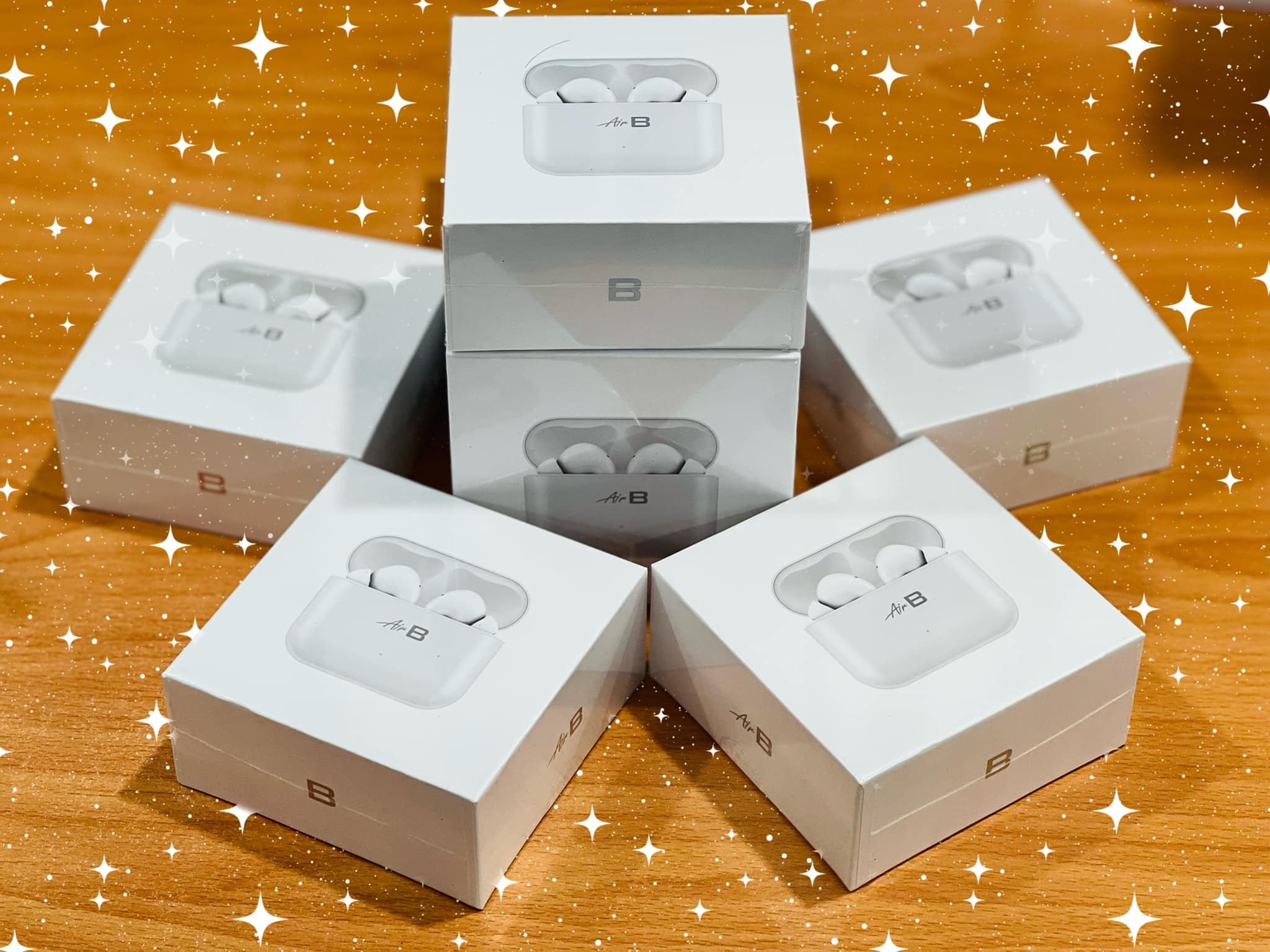 Ngày 5/12, Bkav ra mắt và mở bán tai nghe thông minh AirB và AirB Pro.