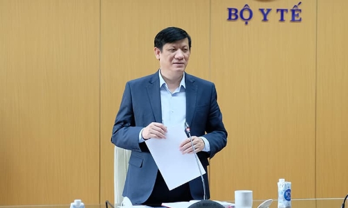 Bộ trưởng Bộ Y tế: “Đi từng ngõ, gõ từng nhà” tìm người chưa tiêm vaccine