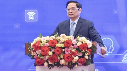 PM addresses Industry 4.0 Summit