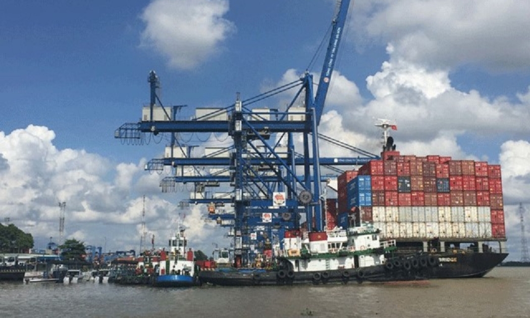 Xuất nhập khẩu năm 2021 có thể đạt trên 600 tỷ USD.