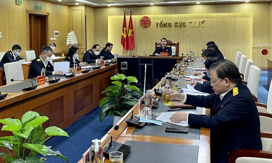 Tổng cục trưởng Tổng cục Thuế Cao Anh Tuấn chủ trì hội nghị giao ban tháng 11/2021.