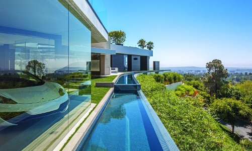 Bất động sản hàng hiệu trên đồi hút nhà đầu tư