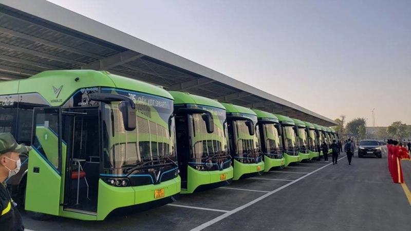 Five electric bus routes to be piloted in HCMC