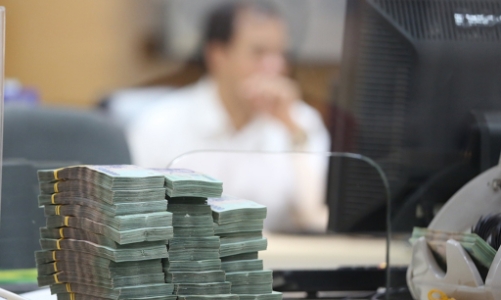 700.000 tỷ tiền nhàn rỗi Nhà nước huy động được đang gửi ngân hàng chưa tiêu đến