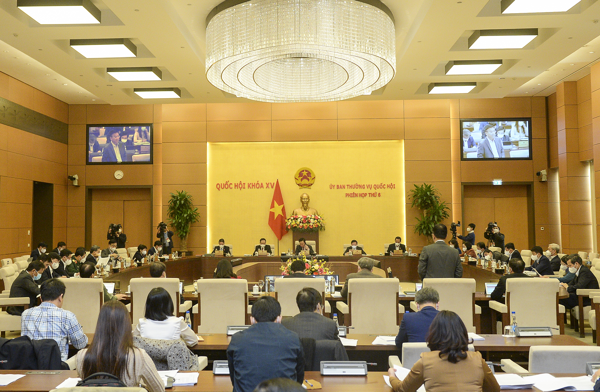 To&agrave;n cảnh phi&ecirc;n họp - Ảnh: Quochoi.vn