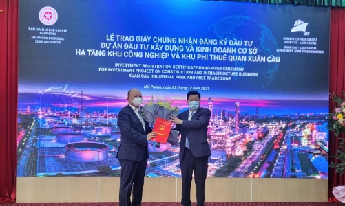 Trao chứng nhận đầu tư siêu dự án 11 ngàn tỷ - khu phi thuế quan, logistics và công nghiệp Lạch Huyện, Hải Phòng