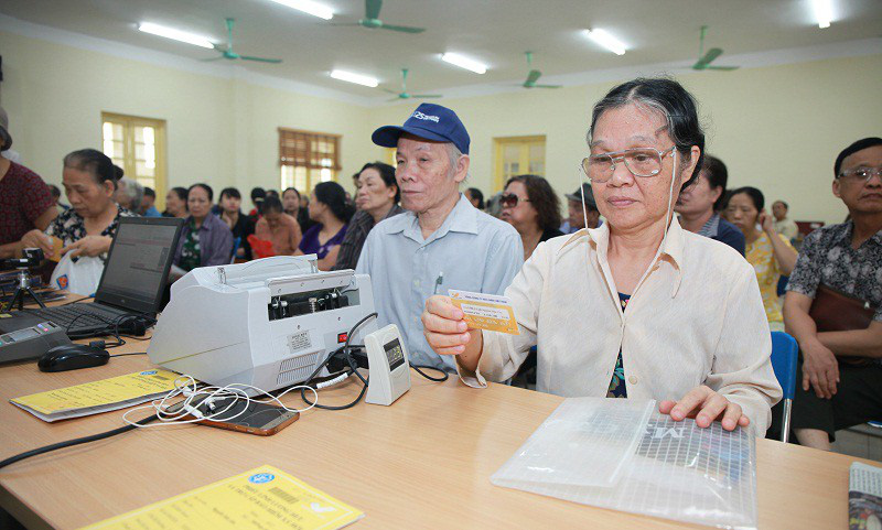 Tăng 7,4% lương hưu, nhưng cần quan tâm thêm các đối tượng khác - Nhịp sống  kinh tế Việt Nam & Thế giới