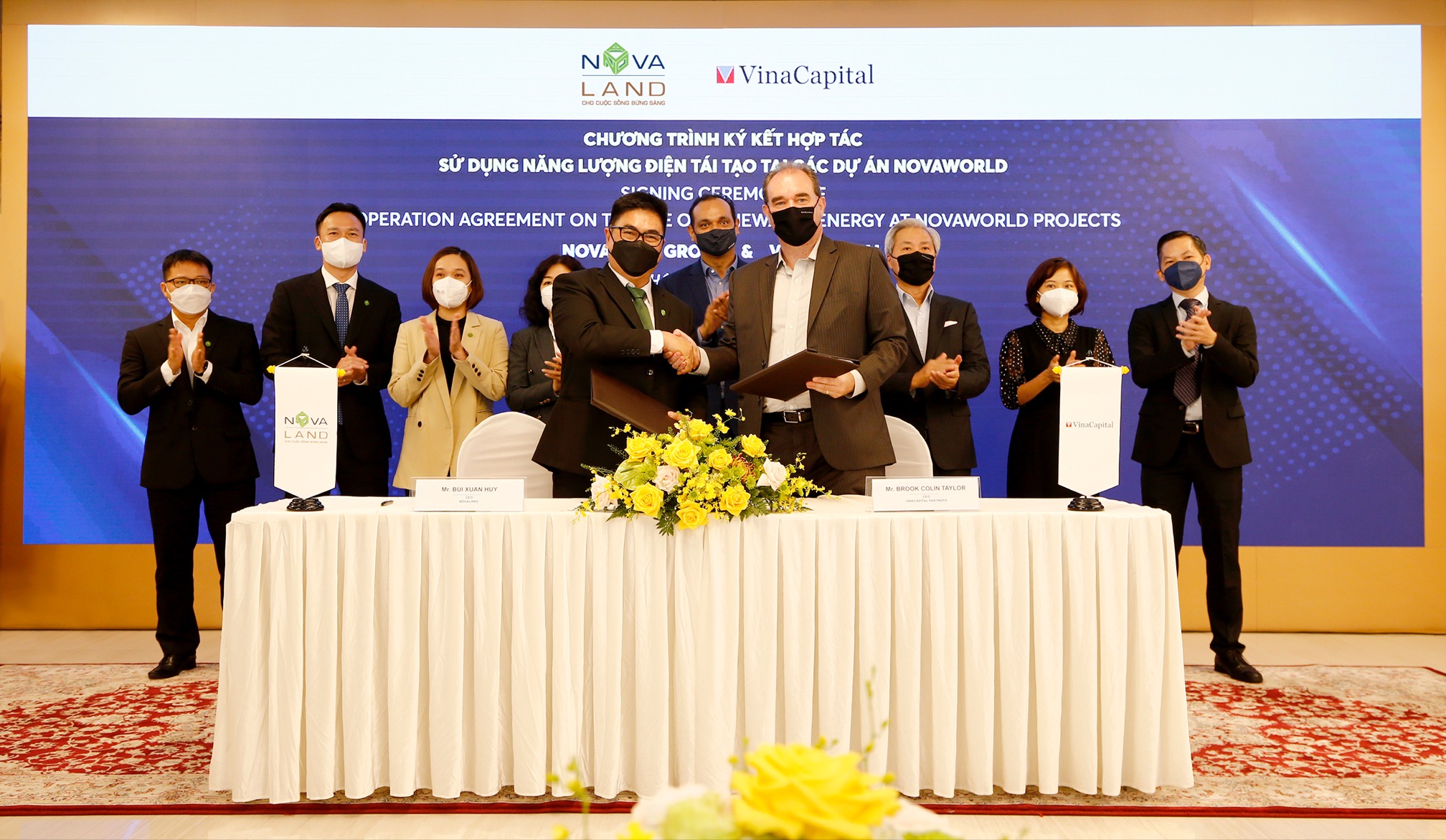VinaCapital và Novaland đã tiến hành ký kết biên bản ghi nhớ hợp tác về việc phát triển và ứng dụng năng lượng tái tạo tại các dự án mang thương hiệu NovaWorld.