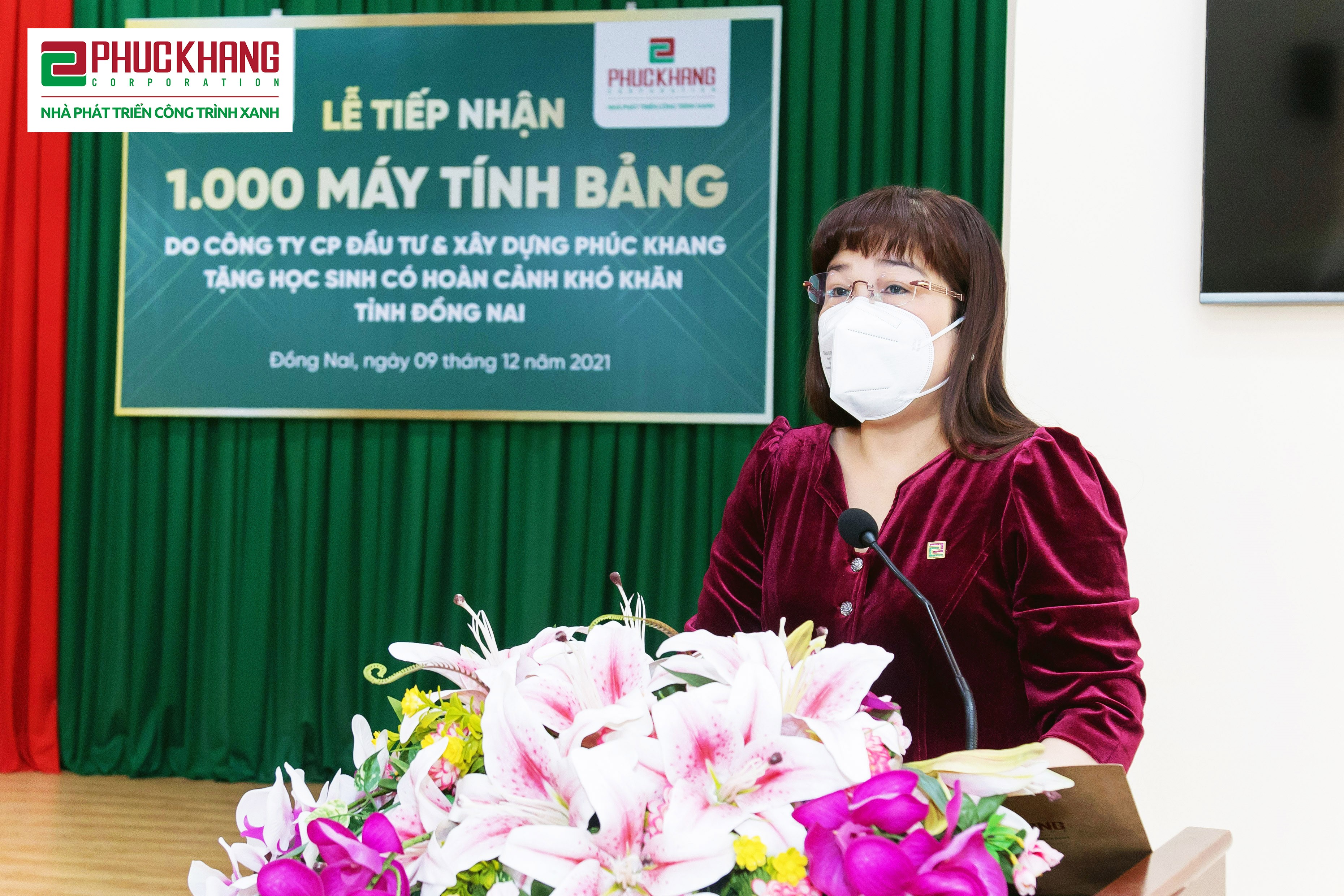 CEO Lưu Thị Thanh Mẫu chia sẻ niềm vinh hạnh khi được đồng hành và tương trợ tỉnh Đồng Nai quan tâm, chăm lo thiết bị học tập cho các em học sinh khó khăn.