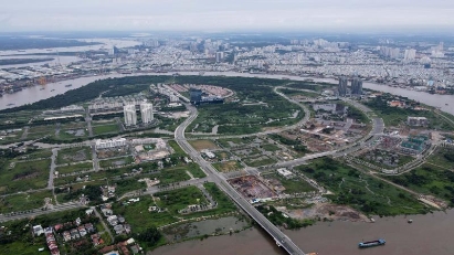 ‘Golden’ land lots in HCMC up for auction