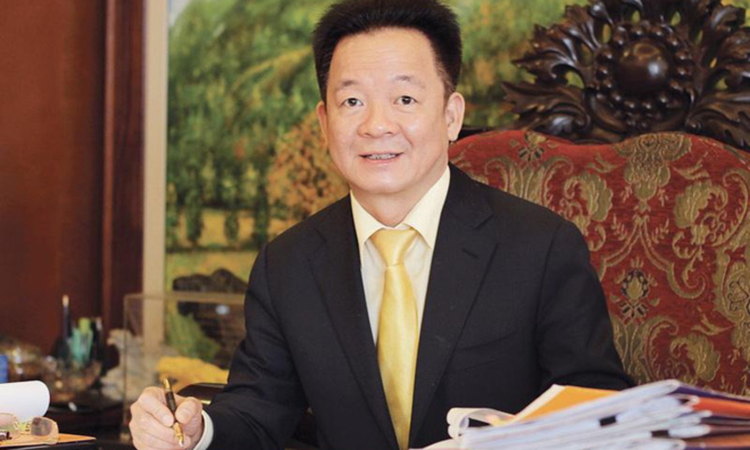 Ông Đỗ Quang Hiển, Chủ tịch Ngân hàng SHB (bầu Hiển)
