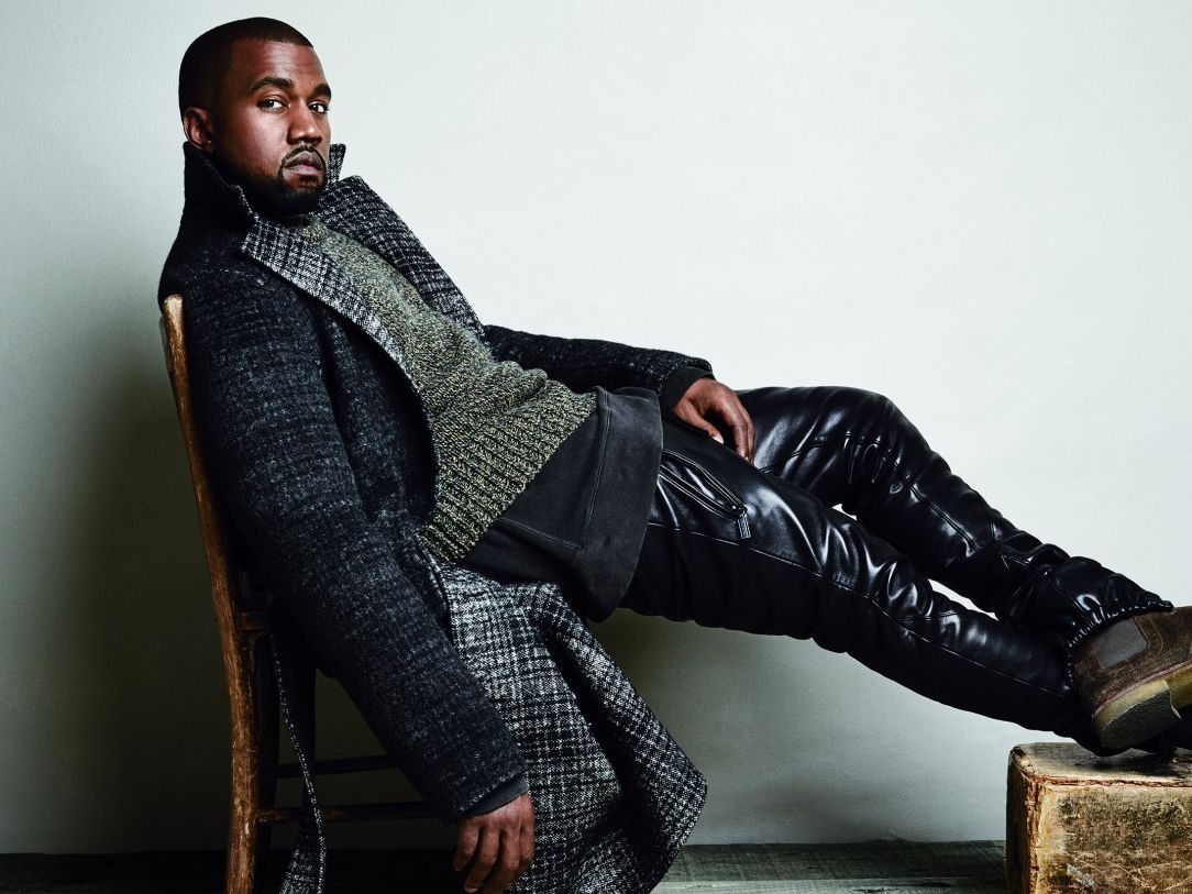 Năm 2015, tạp ch&iacute; nam giới&nbsp;GQ&nbsp;trao danh hiệu 