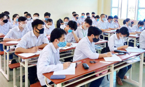 Học sinh Củ Chi sẽ lùi thời gian đến trường chậm lại 1 tuần  