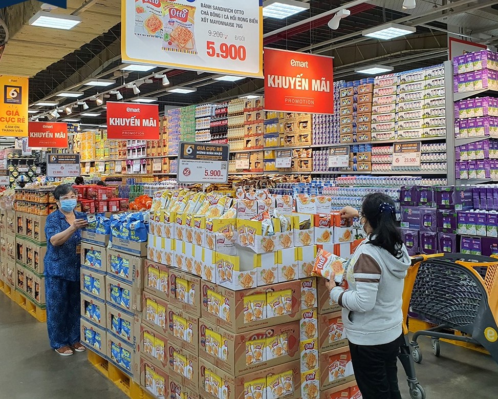 Hiện nhiều doanh nghiệp đang t&iacute;ch cực tham gia chương tr&igrave;nh khuyến m&atilde;i tập trung của TP.HCM.