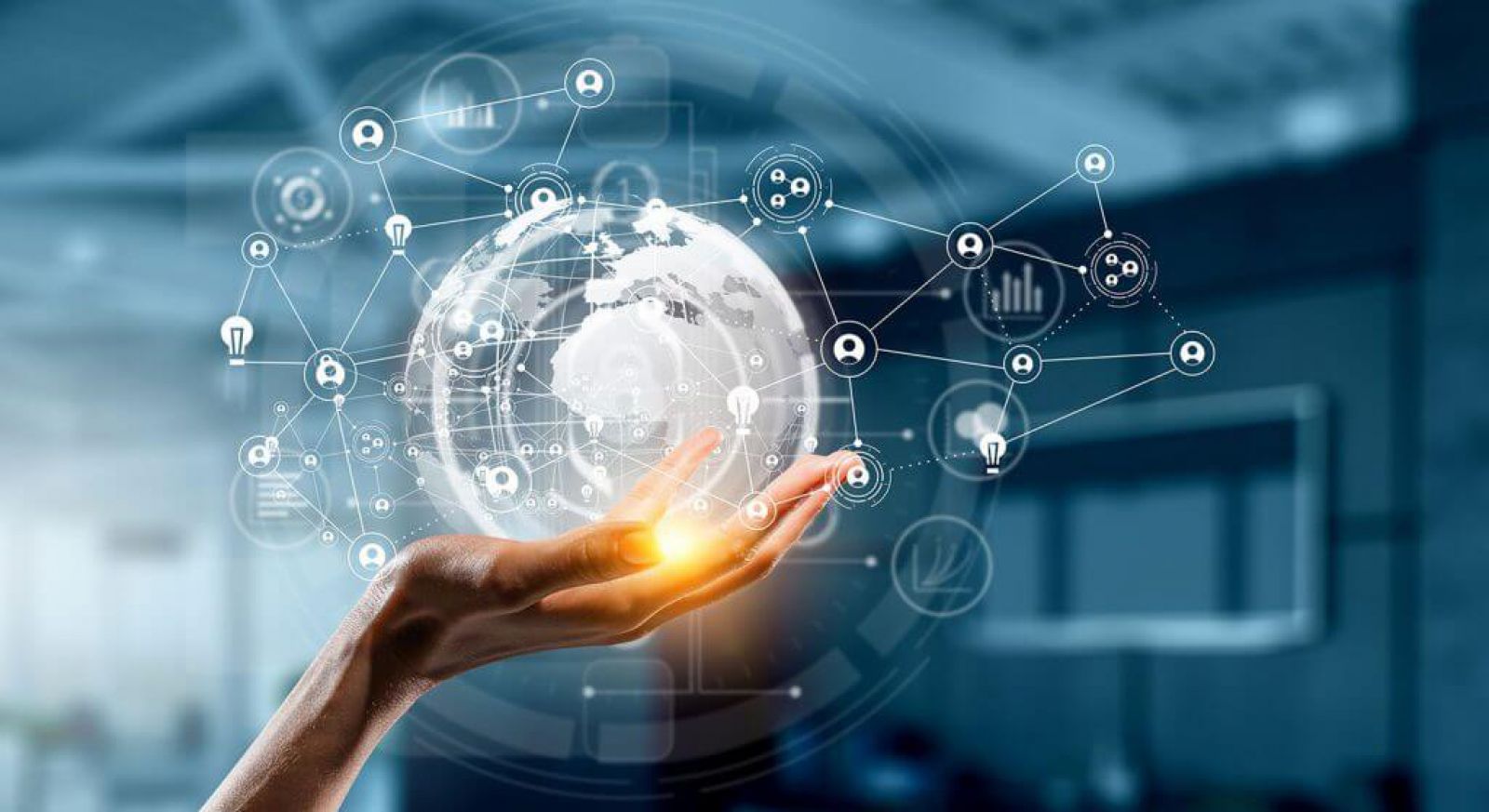 C&ocirc;ng ngh&ecirc;̣ phát tri&ecirc;̉n như vũ bão và đ&acirc;y cũng là thách thức kh&ocirc;ng nhỏ cho các nhà làm chính sách