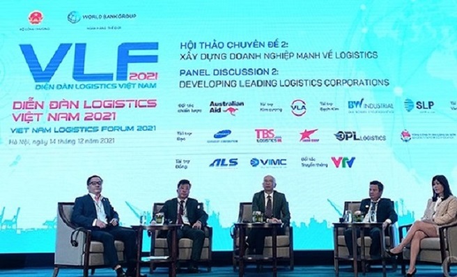 Các diễn giả tại diễn đàn.