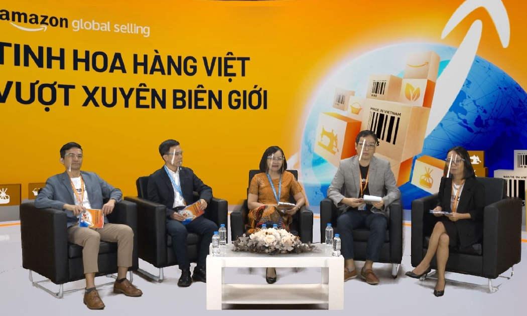 Hội nghị thương mại điện tử xuyên biên giới năm 2021 diễn ra sáng 14/12.