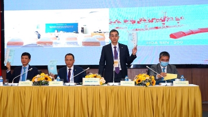 Vietnam Airlines to comprehensively restructure