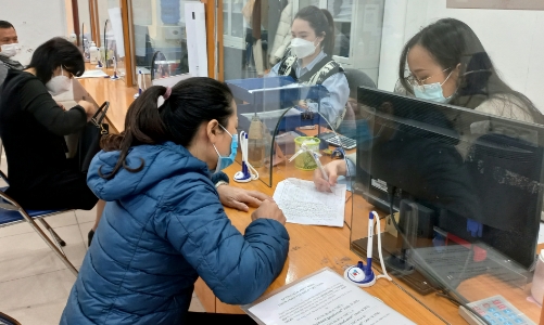 Người lao động rút bảo hiểm xã hội một lần là “cực chẳng đã”