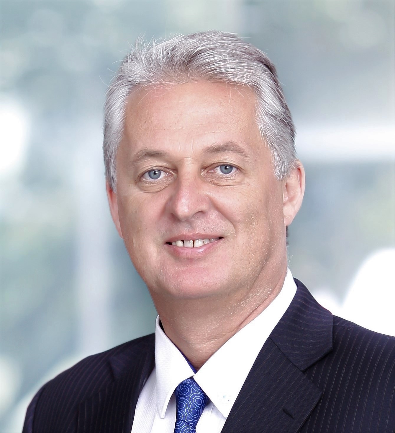 Tại sự kiện Leaders Talk, &ocirc;ng Matthew Martin, Tổng Gi&aacute;m đốc Transaxium, sẽ c&oacute; những chia sẻ to&agrave;n diện về sự thay đổi của c&ocirc;ng nghệ trong dịch vụ t&agrave;i ch&iacute;nh.