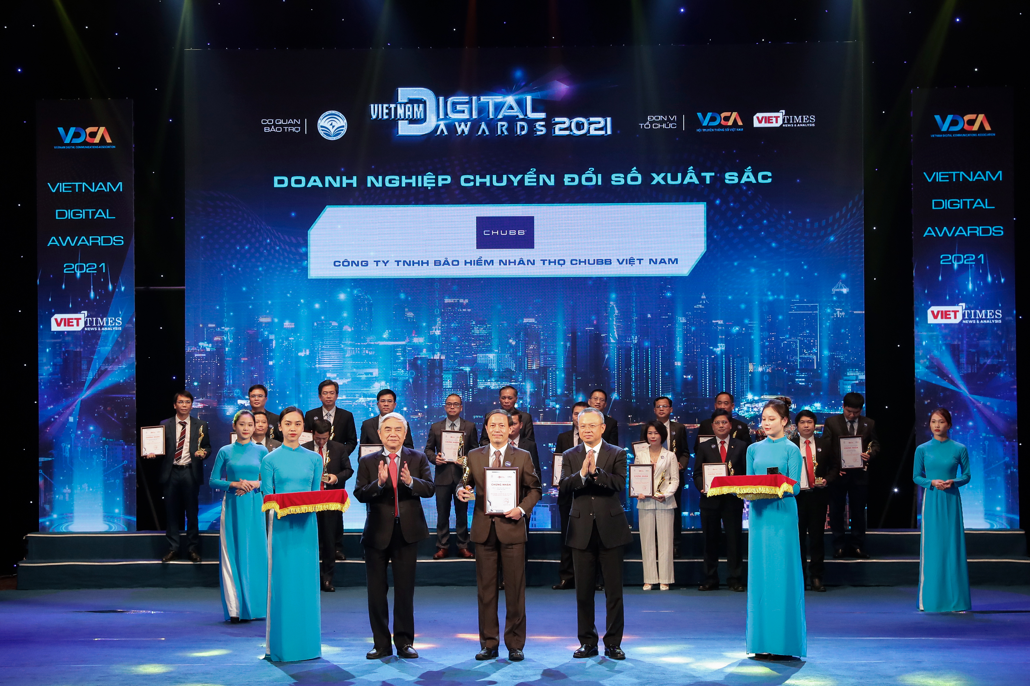 Chubb Life Việt Nam vinh dự nhận giải thưởng Doanh nghiệp chuyển đổi số xuất sắc 2021 do Hội Truyền thông số Việt Nam (VDCA) trao tặng.