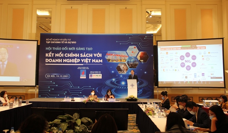 Hội thảo Đổi mới sáng tạo với chủ đề: Kết nối chính sách với doanh nghiệp Việt Nam diễn ra sáng ngày 15/12.