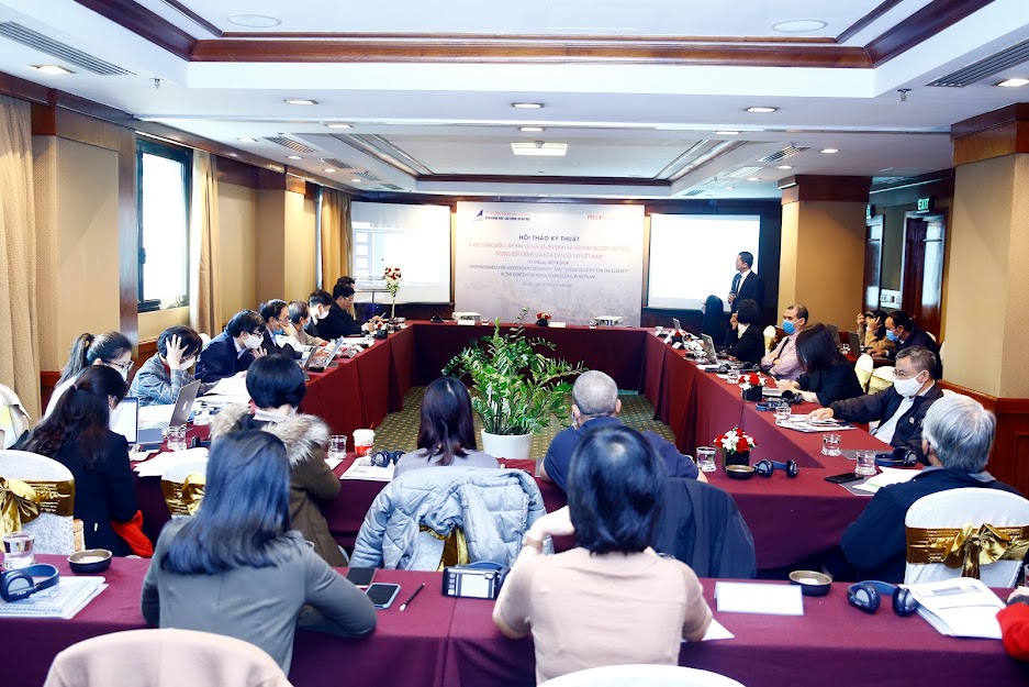 To&agrave;n cảnh toạ đ&agrave;m.